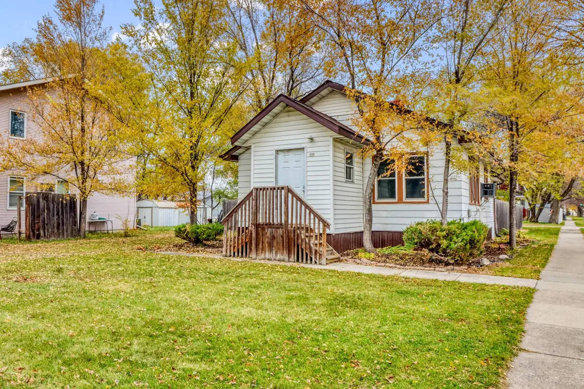 1001 28th Street N, Fargo, ND 58102 - #1