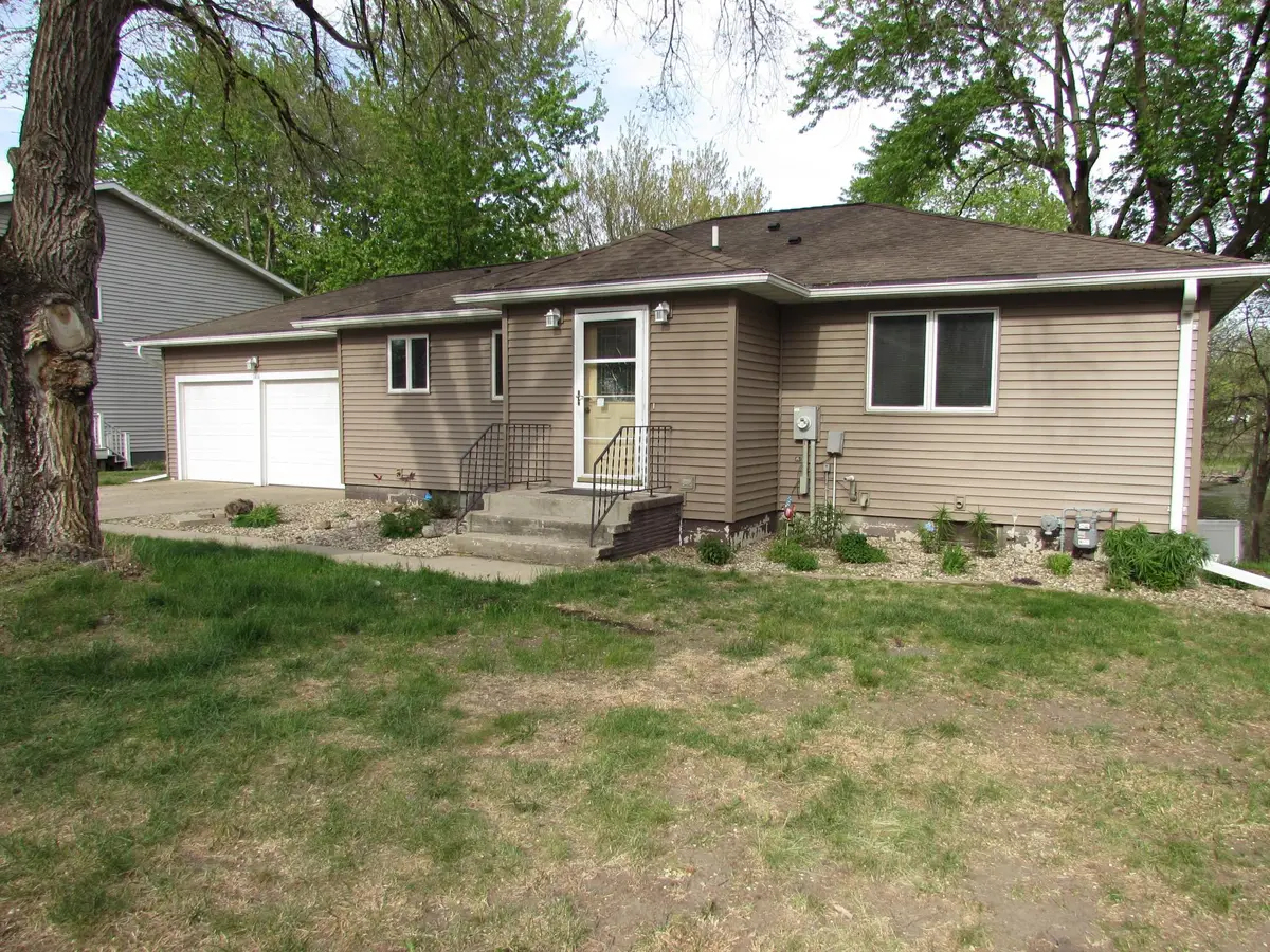 1404 Lucia Avenue, Fairmont, MN 56031 - #1