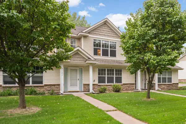 6127 32nd Avenue N, Minneapolis, MN 55422