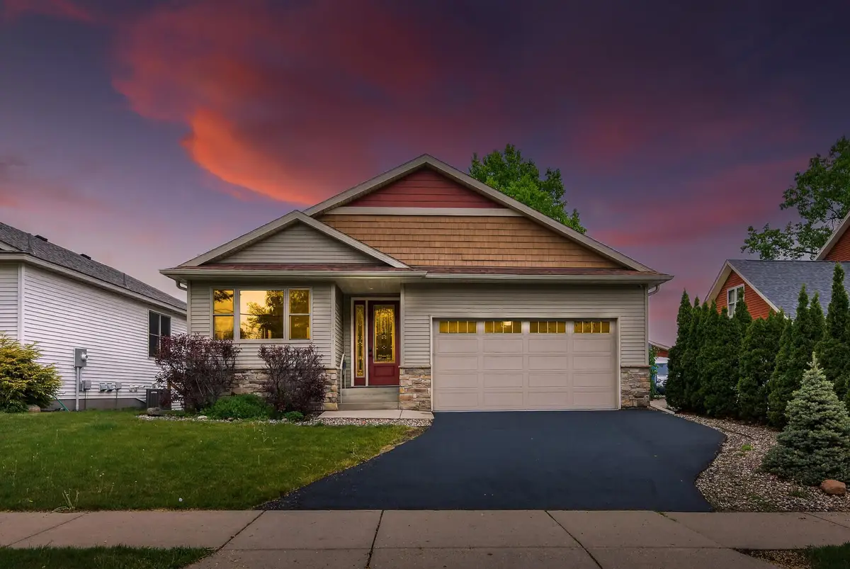 1589 Christie Place, Saint Paul, MN 55106 - #1