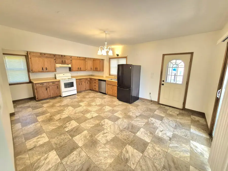 402 22nd Avenue N, Saint Cloud, MN 56303 - #2