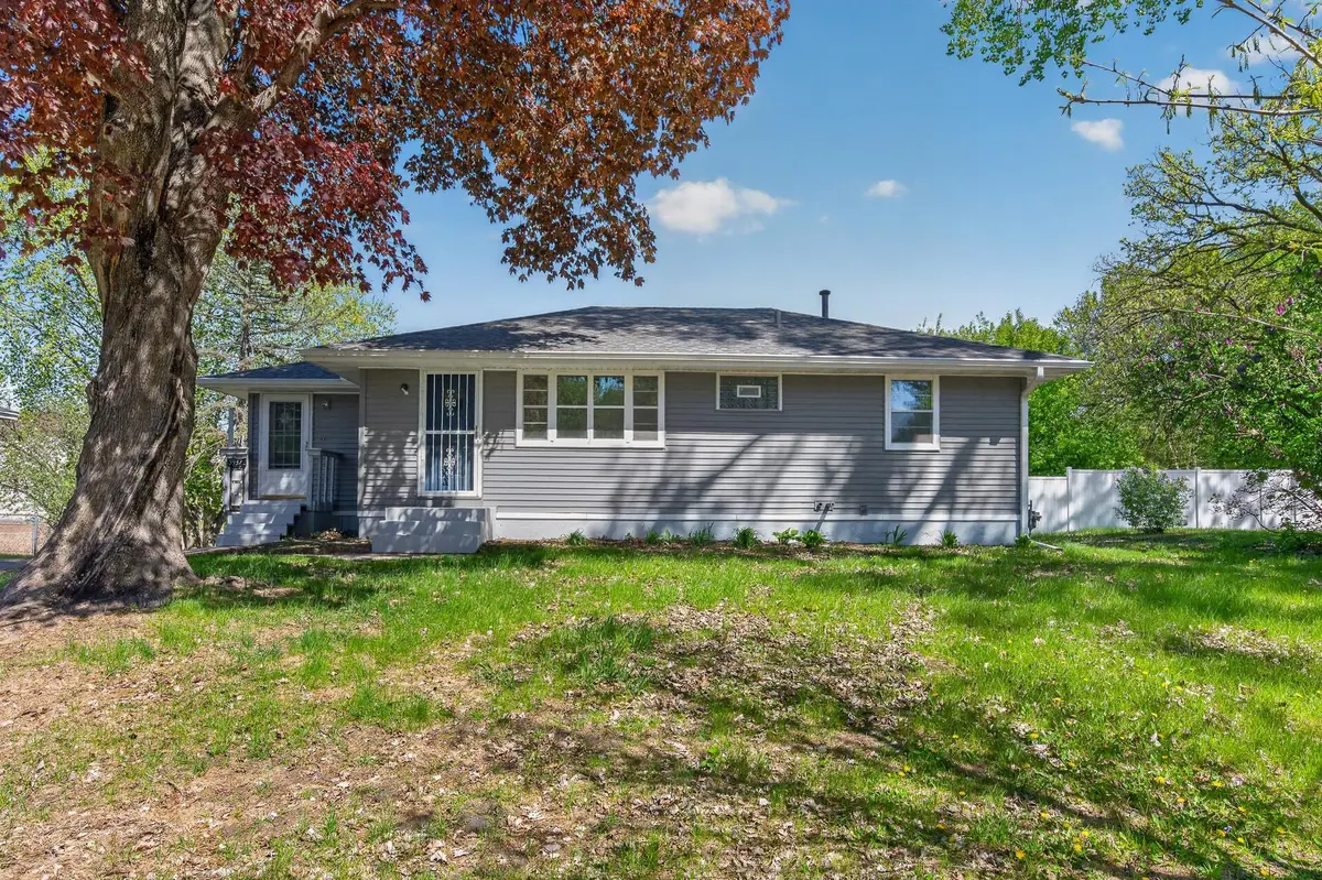 5932 Perry Avenue N, Minneapolis, MN 55429 - #1