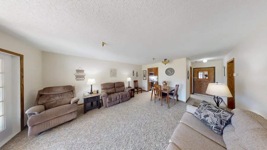 909 Luther Place #117, Albert Lea, MN 56007 - #3