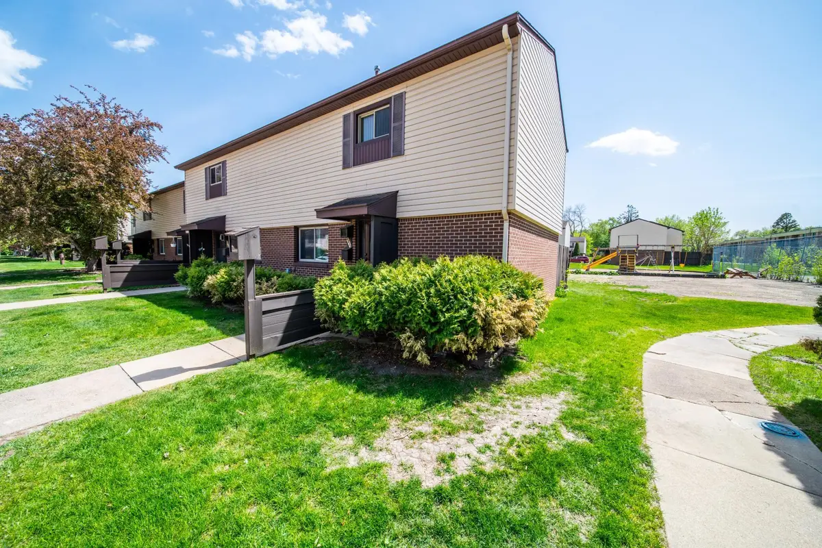 4031 18th Avenue Nw, Rochester, MN 55901 - #1