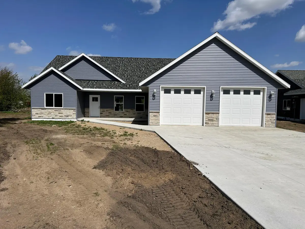 706 11th Street Nw, Perham, MN 56573 - #1