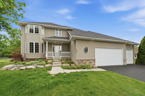 1693 Windsor Drive S, Shakopee, MN 55379