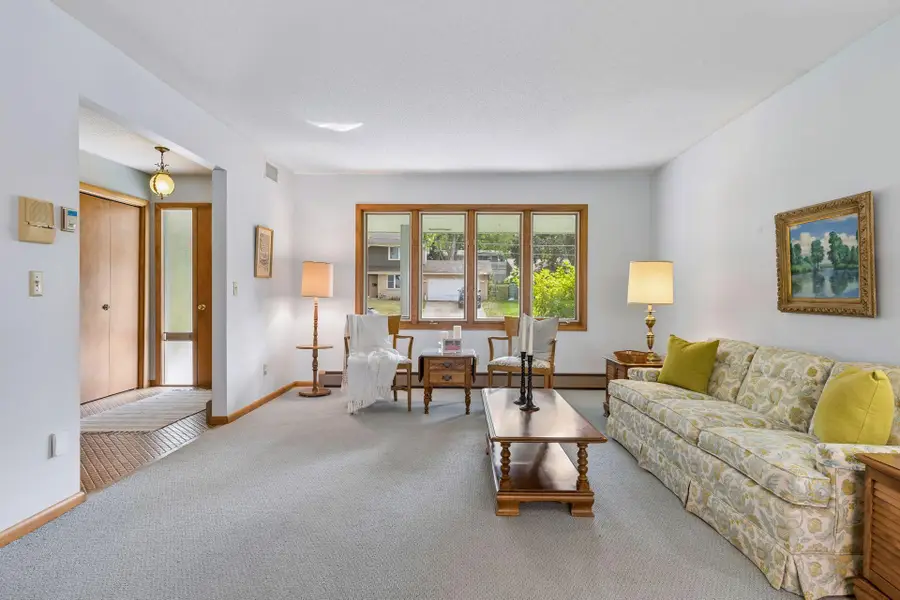 3845 Crystal Lake Boulevard, Minneapolis, MN 55422 - #3