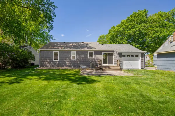 123 Thayer Avenue, Mankato, MN 56001