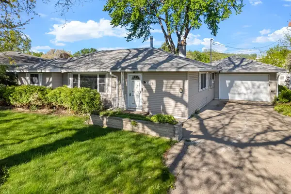 407 Hiawatha Boulevard, Winona, MN 55987