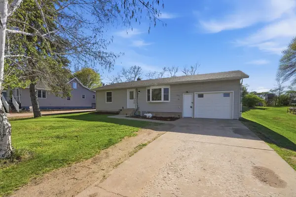 528 Walnut Street S, Sauk Centre, MN 56378