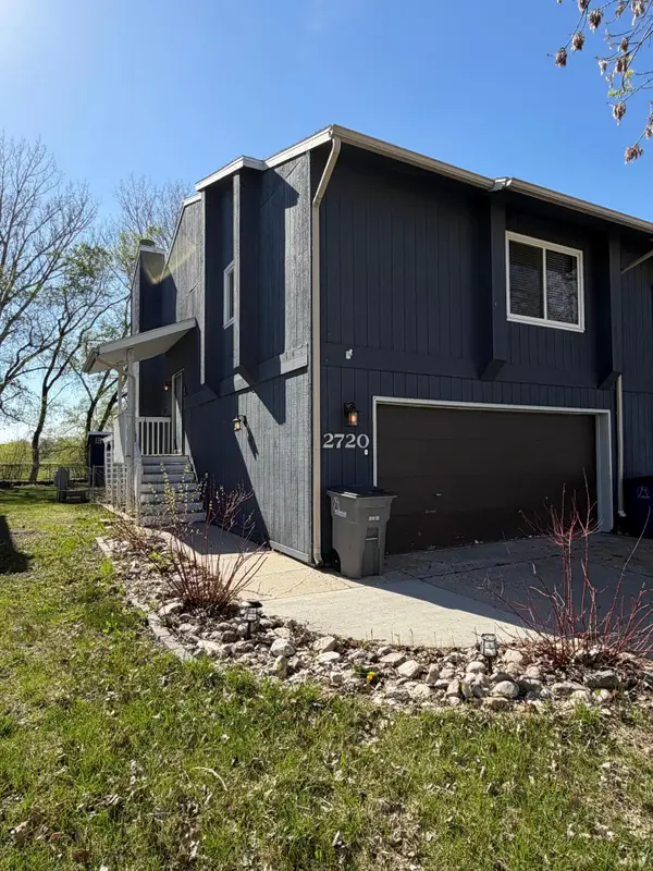 2720 26th Street Circle S, Moorhead, MN 56560