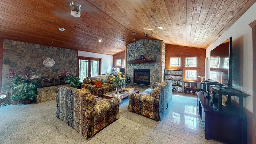 1505 Moorhead Road, Cloquet, MN 55720 - #3