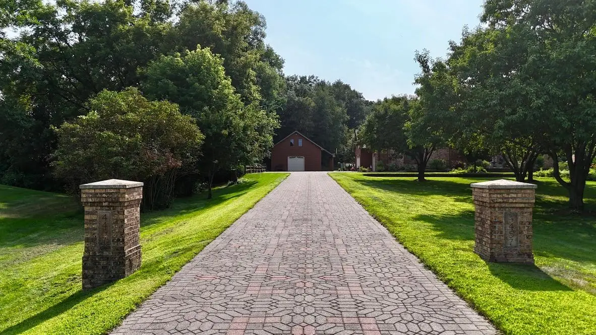 4457 Farmdale Circle, Saint Augusta, MN 56301 - #1