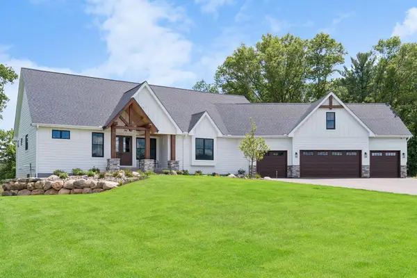 2374 Swedish Drive Ne, Ham Lake, MN 55304