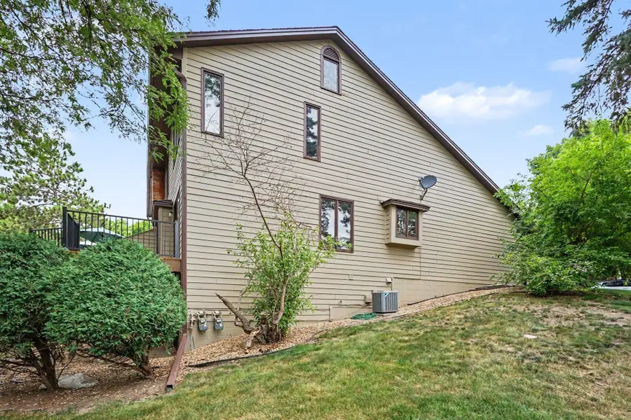 13329 Morgan Avenue S, Burnsville, MN 55337 - #2