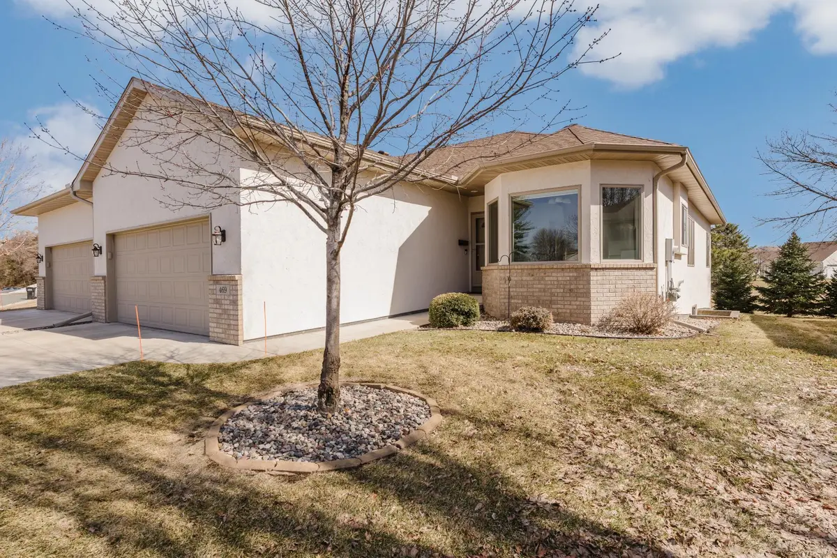 469 Roundhouse Street, Shakopee, MN 55379 - #1