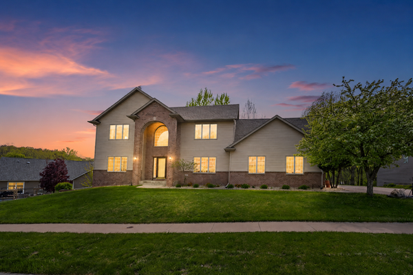 2719 Rocky Creek Lane Ne, Rochester, MN 55906