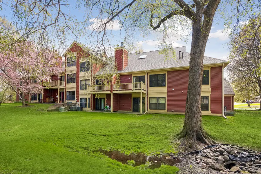 15710 26th Avenue N #D, Minneapolis, MN 55447 - #3