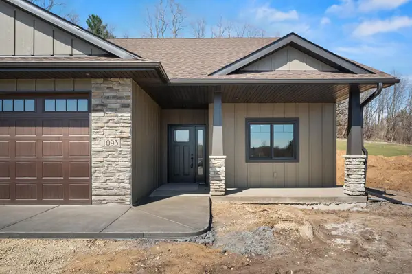 1079 Legend Lane, River Falls, WI 54022