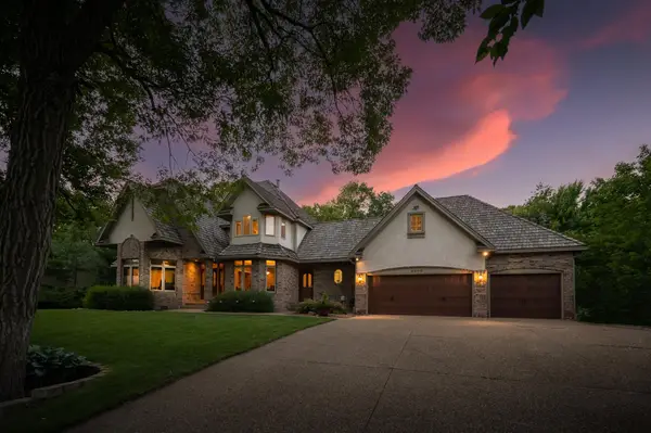 2300 Wildwood Court, Burnsville, MN 55306