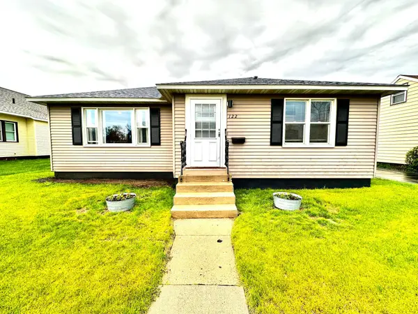 122 Sinclair Lewis Avenue, Sauk Centre, MN 56378