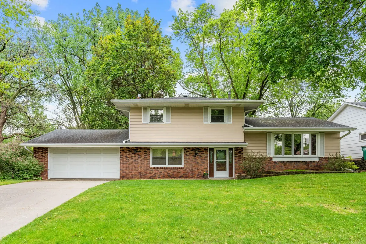 868 Cobb Road, Saint Paul, MN 55126 - #1
