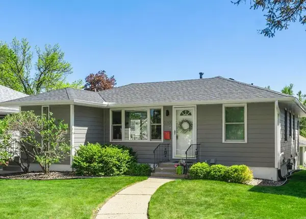 2709 W 60th Street, Minneapolis, MN 55410