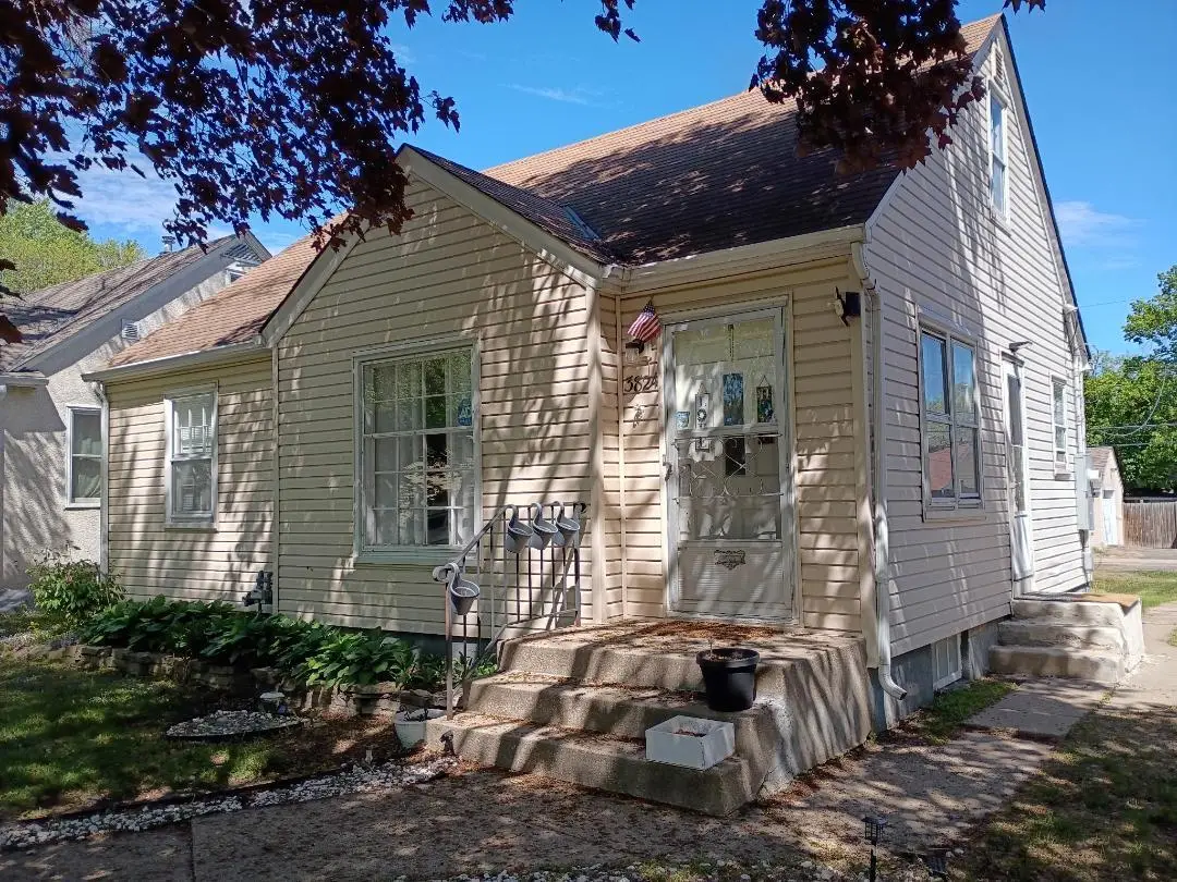 3824 Vera Cruz Avenue N, Minneapolis, MN 55422 - #1