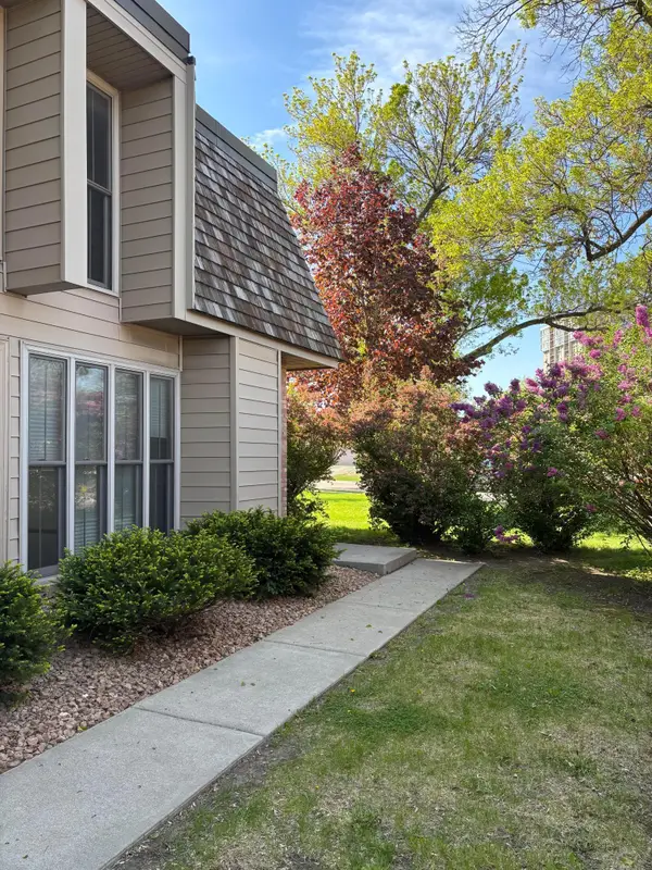 6301 Barrie Road, Minneapolis, MN 55435