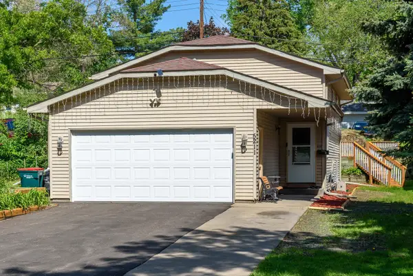 5211 6th Street Ne, Minneapolis, MN 55421