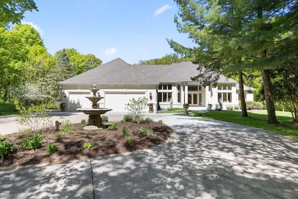 1650 N Farm Road, Long Lake, MN 55356