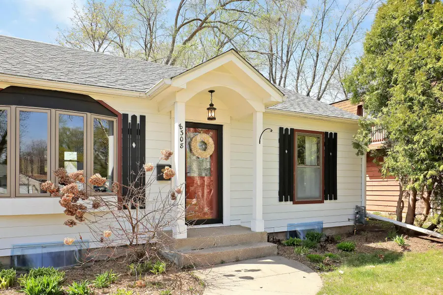 8308 Stevens Avenue S, Minneapolis, MN 55420 - #2