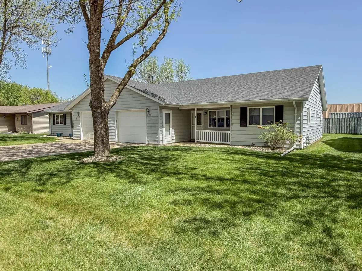 2411 Kenwood Drive Sw, Willmar, MN 56201 - #1