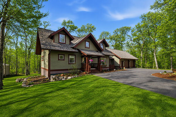 29437 Sioux Drive, Pequot Lakes, MN 56472