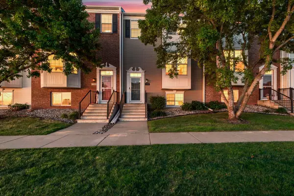 1773 Grove Drive, Shakopee, MN 55379