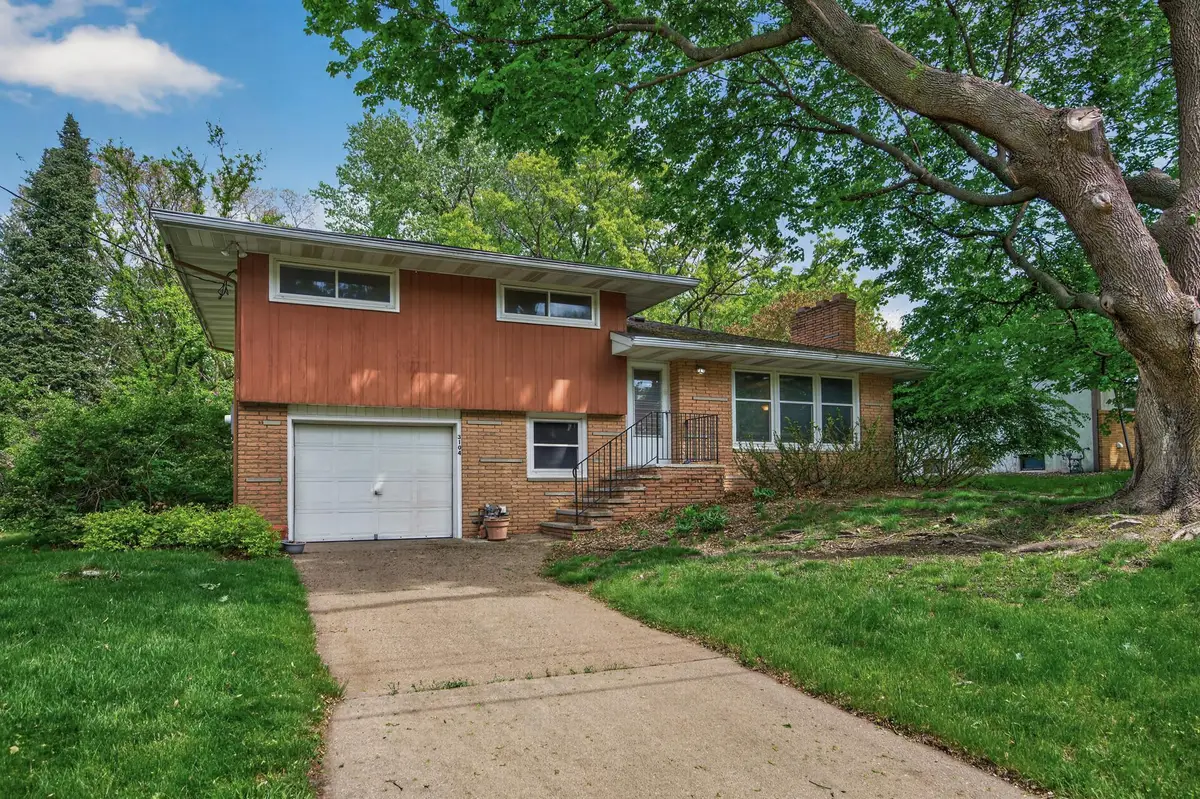 3104 Mildred Drive, Roseville, MN 55113 - #1
