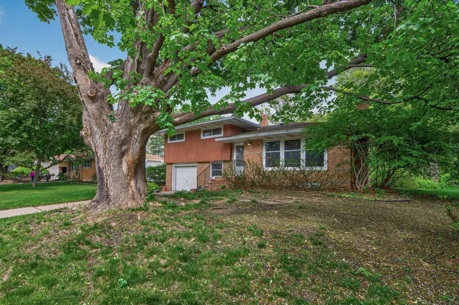 3104 Mildred Drive, Roseville, MN 55113 - #2