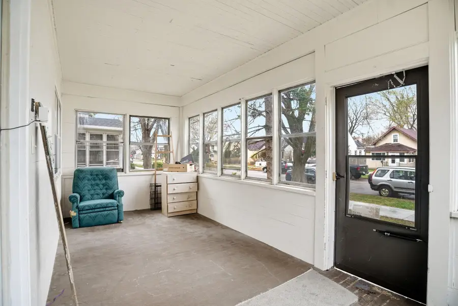 1259 Charles Avenue, Saint Paul, MN 55104 - #3