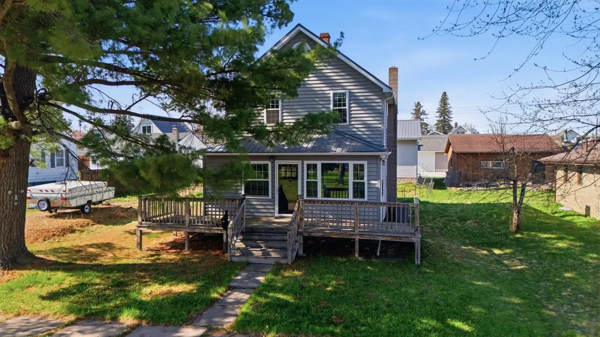 306 W 1st Ave N, Aurora, MN 55705 - #1