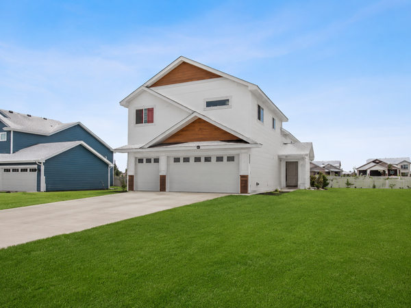 4634 9th Street Ne, Saint Cloud, MN 56304