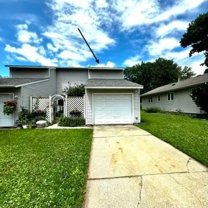 1821 28th Street Nw, Rochester, MN 55901