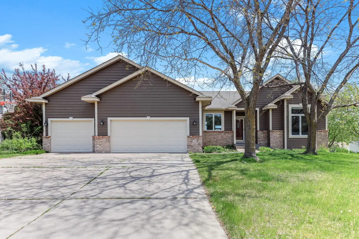 3749 Fox Trail, Saint Bonifacius, MN 55375 - #1