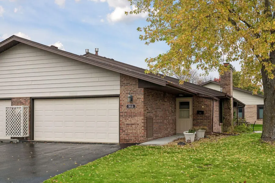 944 Zanzibar Lane N, Minneapolis, MN 55447 - #2