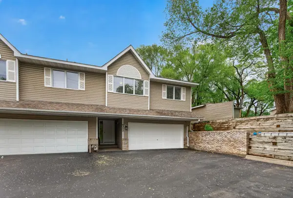 4302 Mccoll Drive, Savage, MN 55378