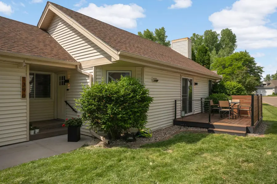 1390 Granada Trail N, Oakdale, MN 55128 - #3