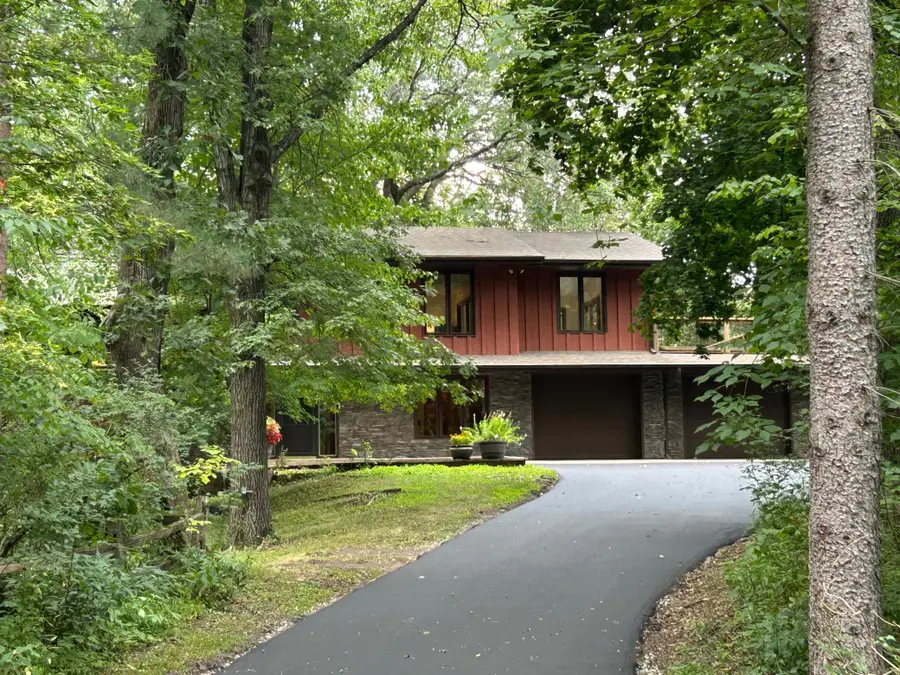 34 N Oaks Road, North Oaks, MN 55127 - #3