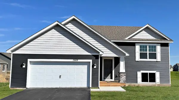 1662 Shasta Drive, Shakopee, MN 55379