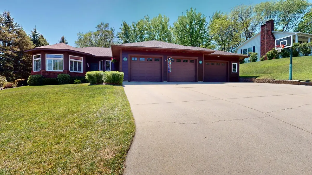 1401 Martin Road, Albert Lea, MN 56007 - #1