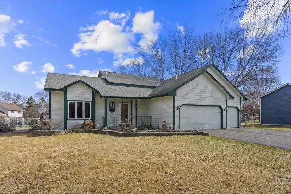 12125 Aztec Street Nw, Coon Rapids, MN 55433