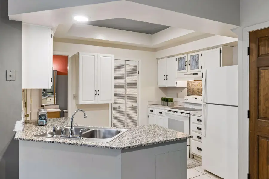 518 Lovell Avenue #3, Saint Paul, MN 55113 - #2